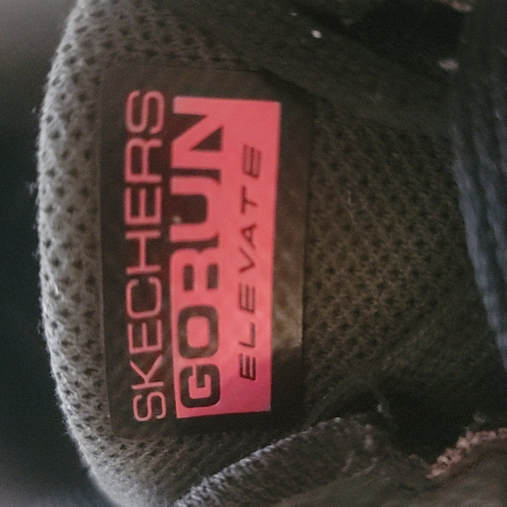 SKECHERS GO RUN ELEVATE - Picture 5 of 5